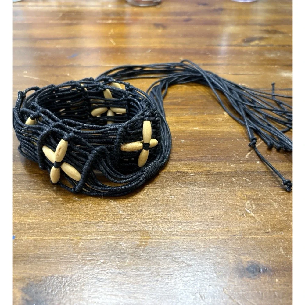 Y2K Vtg Macrame Wooded Beaded Fashion Belt Tie Tassel Fringe Black Dark Boho
